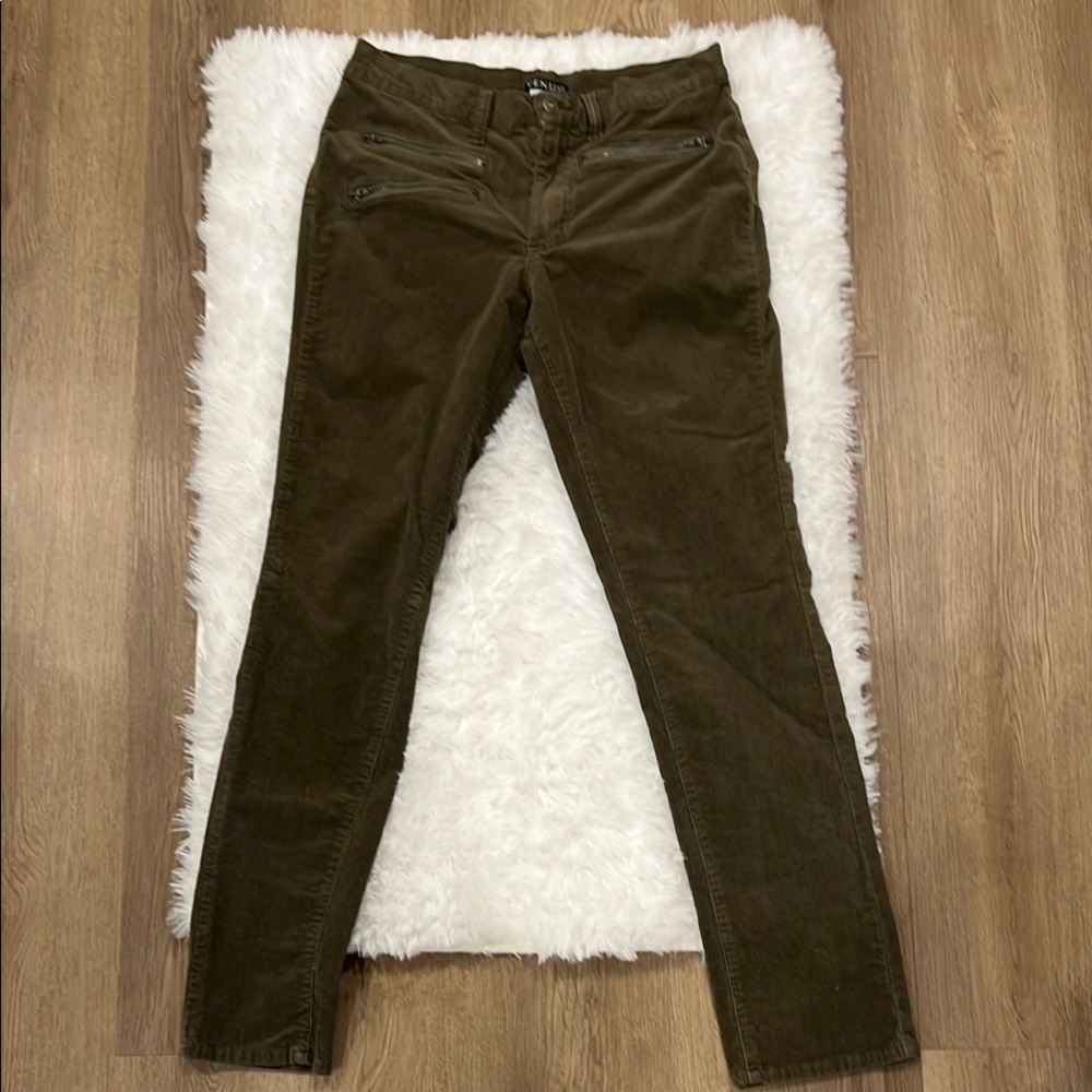 VENUS Olive Green Corduroy Skinny Pants for a Sleek Look